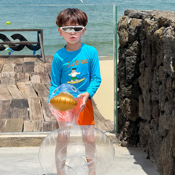 Boys swimsuit split children's blue long-sleeved swimsuit 6-year-old boy baby on the beach vacation sun protection swimsuit
Boys swimsuit split children's blue long-sleeved swimsuit 6-year-old boy baby on the beach vacation sun protection swimsuit
