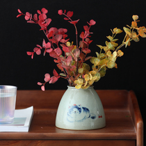 Jingdezhen blue and white hand painted cat persimmon red fruit vase Chinese hydroponic hipster ceramic water raising flower
