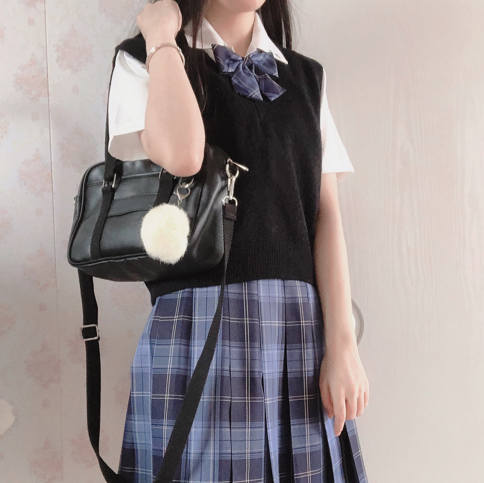 基础款jk马甲背心 百搭v领短款日系学生毛衣纯色jk上衣制服针织衫