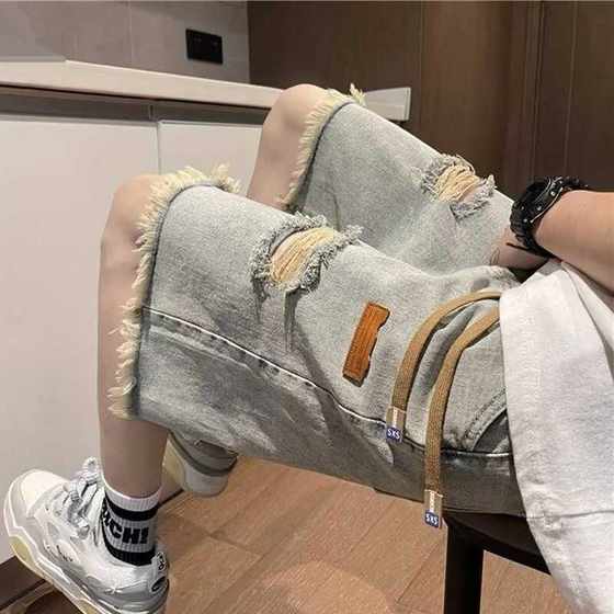 Ripped thin denim shorts men's summer fashion brand American style casual pants breasted street-fried design medium pants
Ripped thin denim shorts men's summer fashion brand American style casual pants breasted street-fried design medium pants