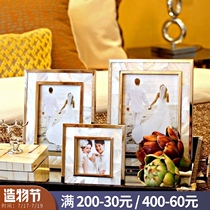 European model room Wedding room Bedroom bedside table decoration Metal photo frame table 6 inch 7 inch desktop photo frame ornaments