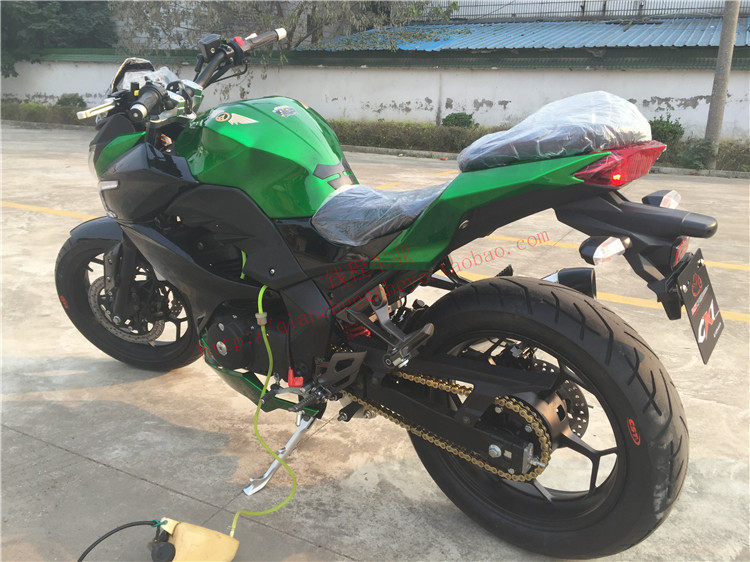 翼虎一代极速r8摩托车 大跑车川崎z250款 双缸水冷350街车猛禽