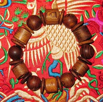 Sandalwood hand string