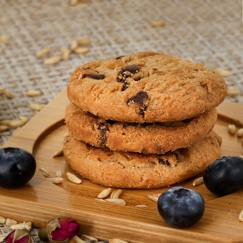 麦维他什锦饼干礼盒巧克力曲奇饼点心零食英国进口475g年货铁盒装