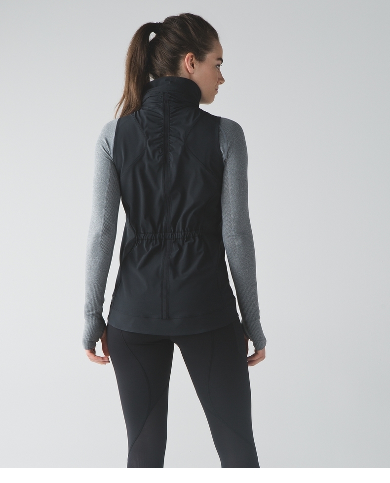 Жилет Lululemon Go The Distance LW4H66S Жилет Lululemon Go The Distance LW4H66S