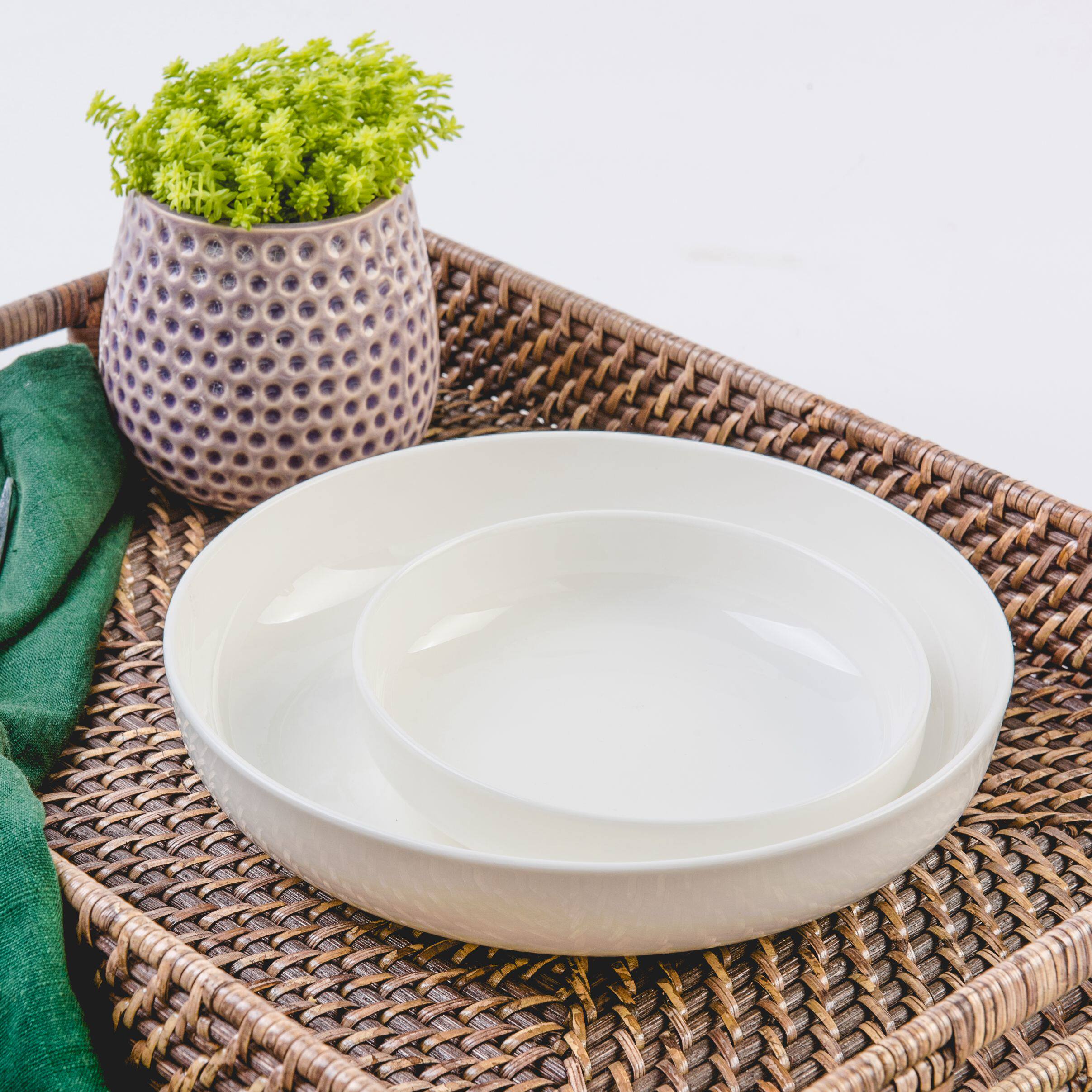 纯白色家用陶瓷盘子广口深汤盘骨瓷菜盘大容量饭盘西餐意面点心碟