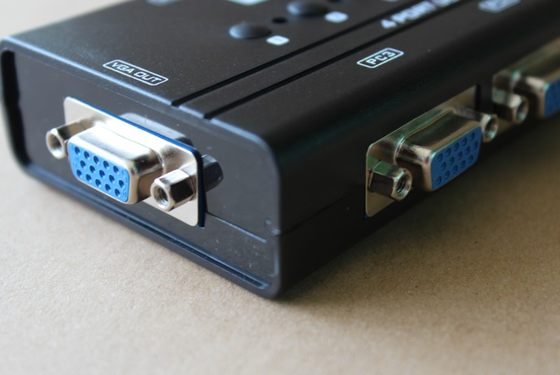 MT-460KL KVM 스위처 4- 포트 USB2.0 멀티 컴퓨터 스위치 VGA 컴퓨터 공유기 배선 MT-460KL KVM 스위처 4- 포트 USB2.0 멀티 컴퓨터 스위치 VGA 컴퓨터 공유기 배선