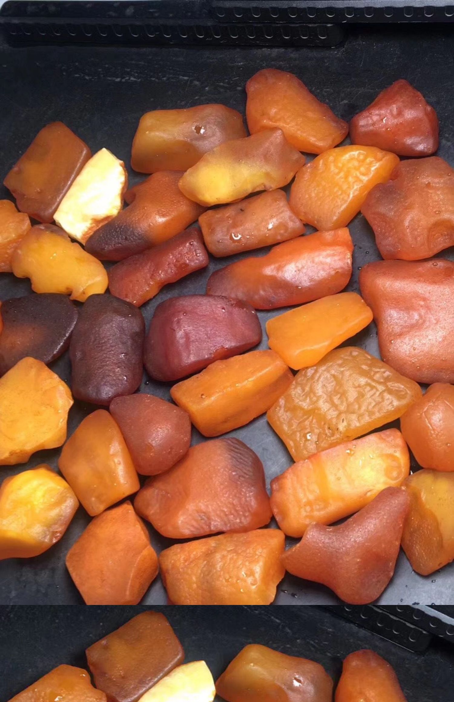 蜜蜡原石一块蜜蜡原石 波罗的海鸡油黄小全皮琥珀原矿毛料吊坠料