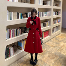 (Hu Chus heart-wring bell) to fix a slim Christmas red small blouse with a large coat of coat and coat for women in the middle of autumn