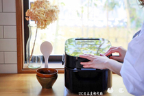 Japan direct mail made in Japan Toshiba full touch screen design vacuum pressure IH rice cooker RC10VPN