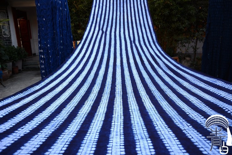 云南民族风情大理周城白族纯手工扎染布料 装饰布 窗帘(直条花)