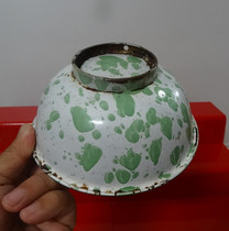 Old enamel bowl before the Cultural Revolution childrens Iron Bowl small flower bowl old kindergarten bowl nostalgic collection antique ornaments take pictures