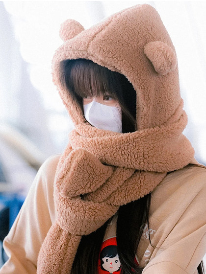 Zhao Lusi 같은 귀여운 곰 귀 모자 스카프 통합 양고기 벨벳 따뜻한 귀 보호 자전거 2 피스 세트 Zhao Lusi 같은 귀여운 곰 귀 모자 스카프 통합 양고기 벨벳 따뜻한 귀 보호 자전거 2 피스 세트