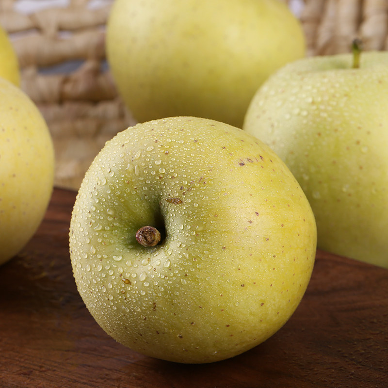 烟台正宗青香蕉苹果经典老苹果新鲜水果苹果水果浓郁香味酸甜可口