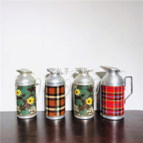 Shanghai old objects old-fashioned duck-billed thermos bottle thermos bottle old thermos antique collection Villa decoration