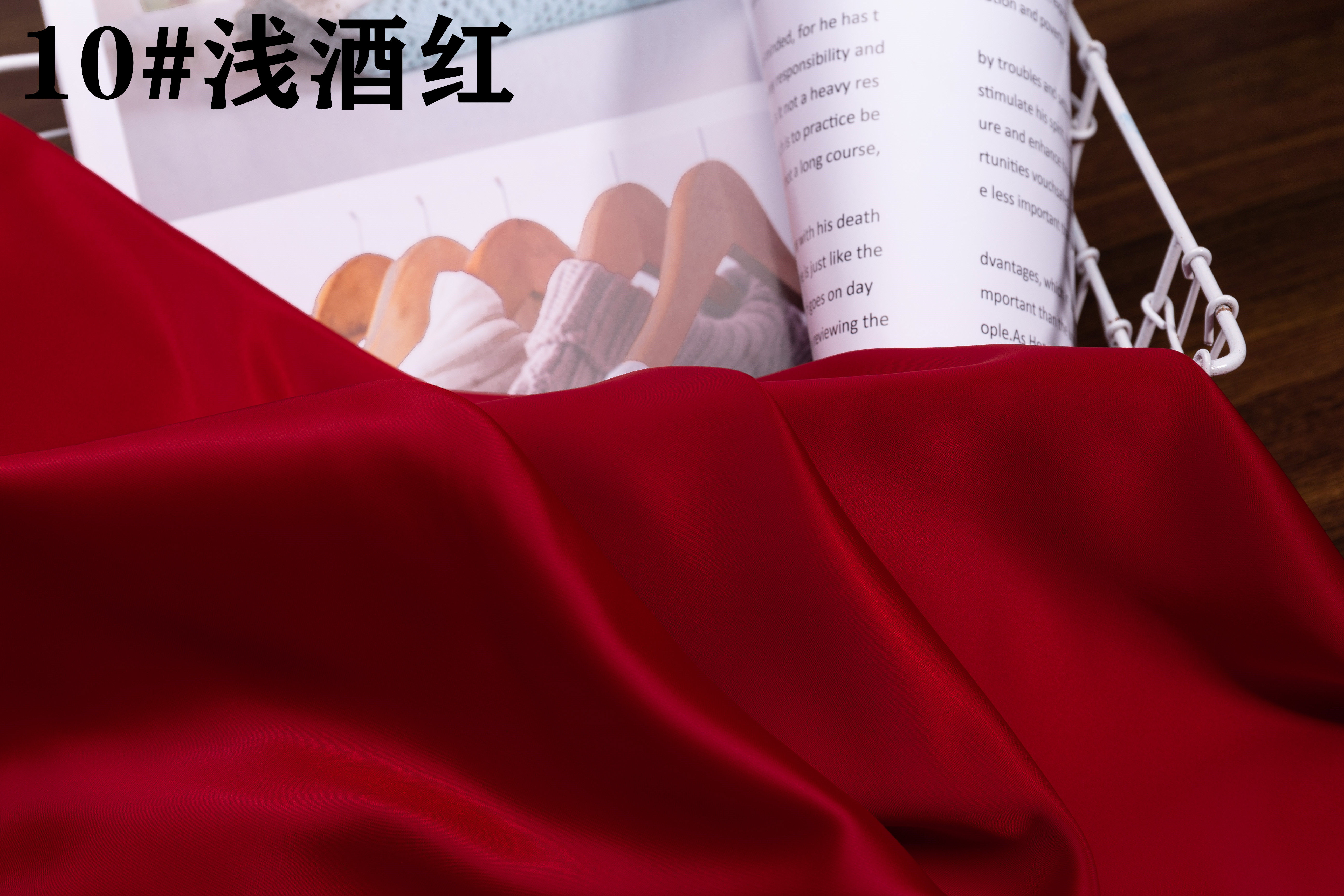 光泽感醋酸缎面丝绸布料真丝素绉绸缎光滑垂顺礼服旗袍吊带裙面料