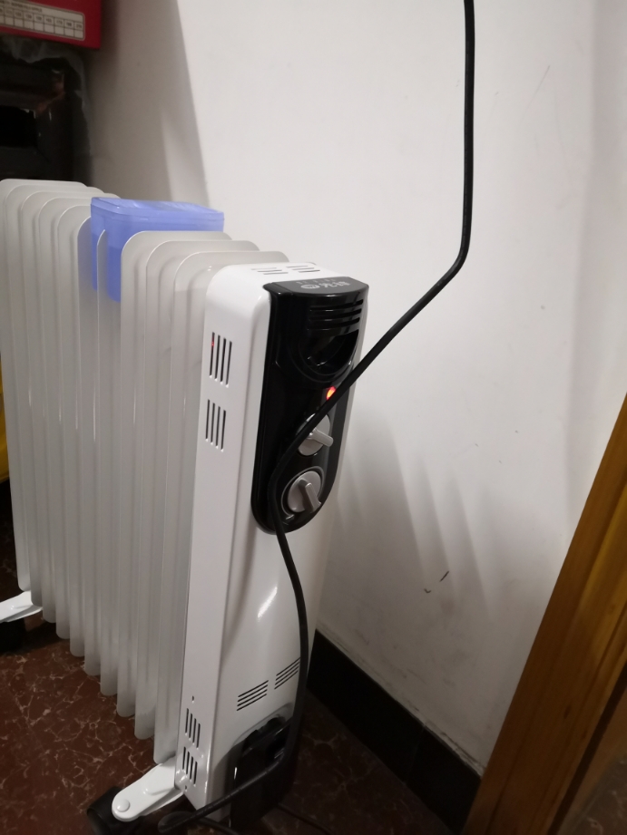 先锋经典13片直板油汀免费试用怎么样真的好用吗?有没有效果,亲自使用感觉,第4张 先锋经典13片直板油汀免费试用怎么样真的好用吗?有没有效果,亲自使用感觉,第4张