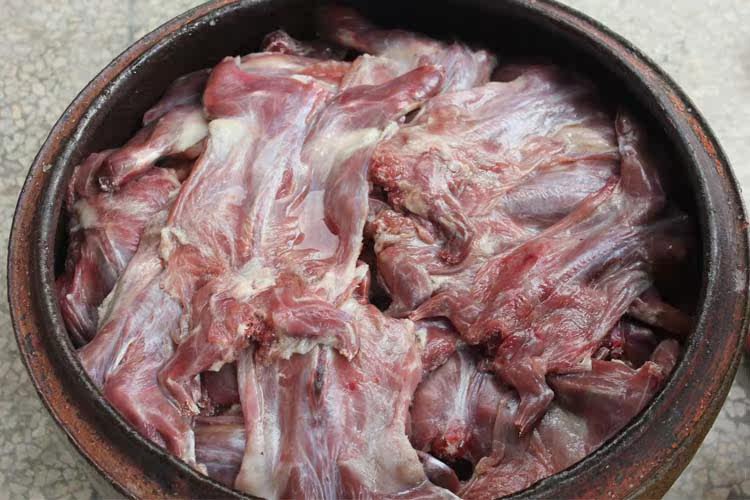 去购买                      广西融水特产美食老鼠肉腊老鼠干腊田鼠