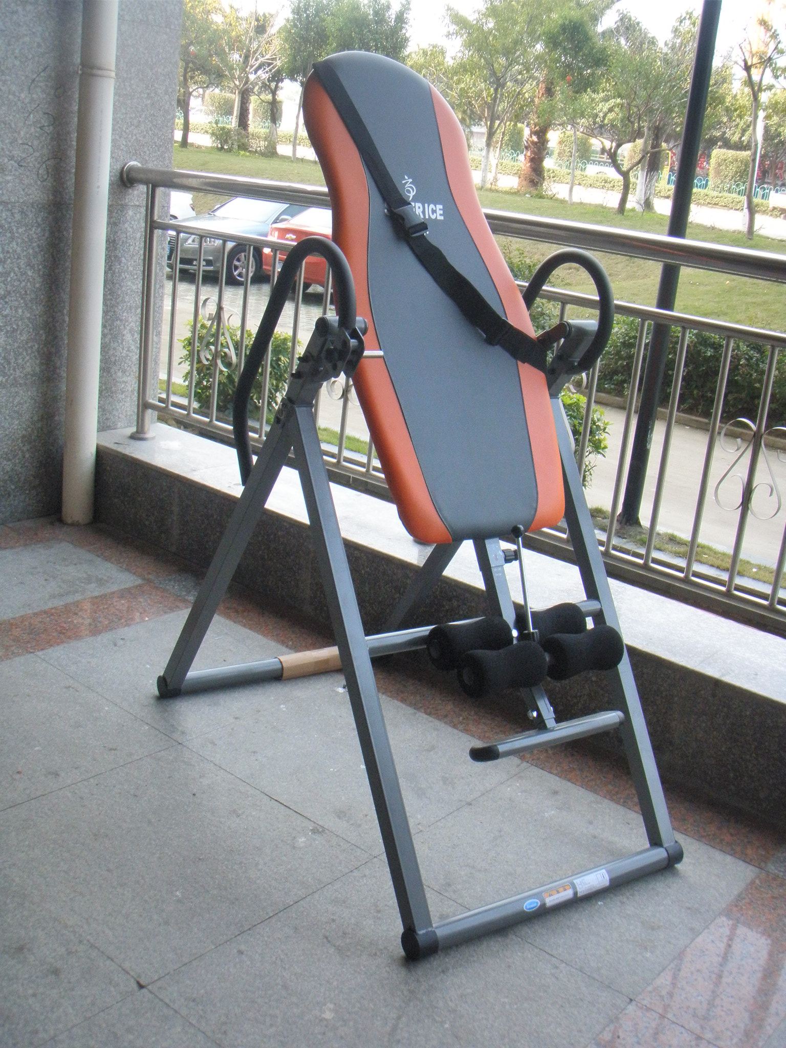 b 倒立机 瑜珈倒立机 倒挂机 handstand拉伸机 多功能倒立机