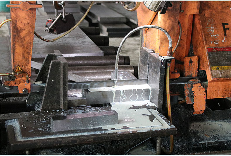 热销60si2mn弹簧钢厚板 耐磨钢板 sup7耐冲压钢板 sup6钢板价格