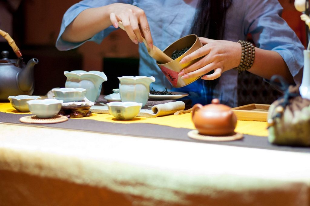 好茶具,春季泼茶茗更香