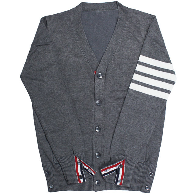ເສື້ອກັນໜາວຜູ້ຊາຍ TB cardigan ins trend striped knitted men and women couples tb V-neck tb sweater autumn coat thin
