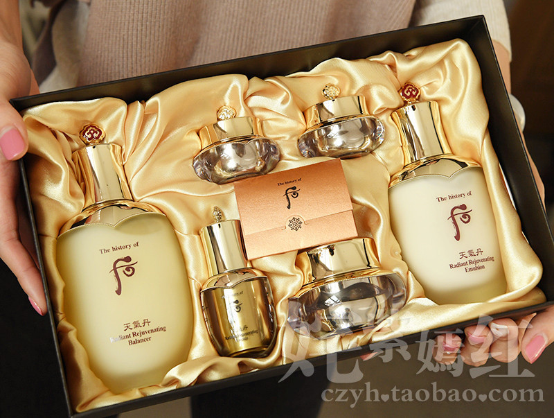 whoo天气丹华泫礼盒套装 花献6件套 补水滋养 平衡水油_7折现价1250元