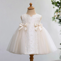 Princess one-year-old dress girl baby catch week skirt Korean version lace girl small wedding dress flower girl champagne color