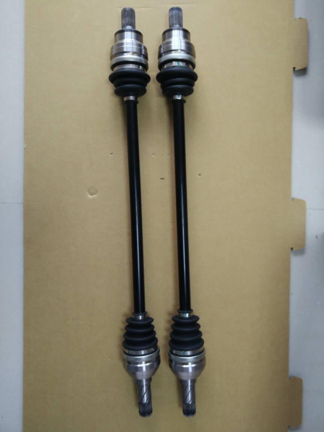 bmw730740745750760bmw535gt550gte66f07左右半轴总成