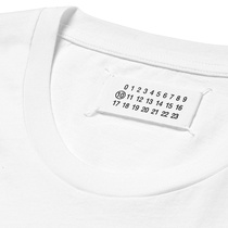 GAOSTUDIOS Classic Black and White Simple Short Sleeve T-Shirt Comfortable Slim Design Martin Magila Maison