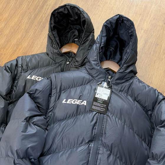 Italian order! Men's detachable sleeve hooded cotton coat thickened warm cotton coat casual sports cotton jacket
Italian order! Men's detachable sleeve hooded cotton coat thickened warm cotton coat casual sports cotton jacket