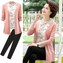 Mom autumn 2020 new middle-aged womens spring and autumn small shirt middle-aged long-sleeved fake two-piece suit Western-style top suit