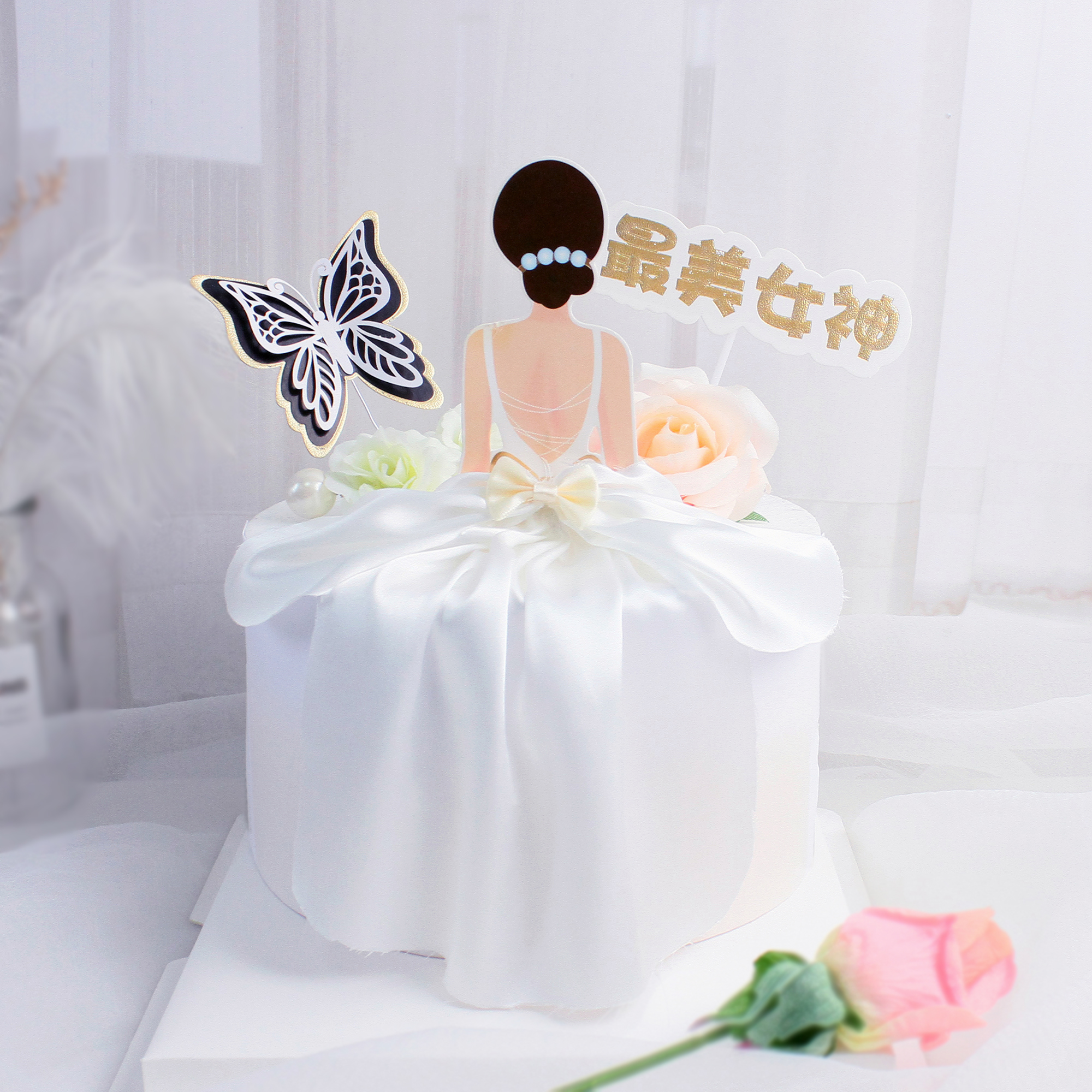 2025妈妈生日快乐发货母亲节背影插牌女神节公主蛋糕装饰烘焙摆件