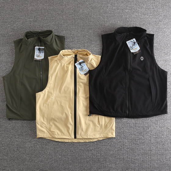 Mountain spring and summer couples outdoor sports and leisure vest versatile solid color stand collar breathable sleeveless jacket horse clip men
Mountain spring and summer couples outdoor sports and leisure vest versatile solid color stand collar breathable sleeveless jacket horse clip men