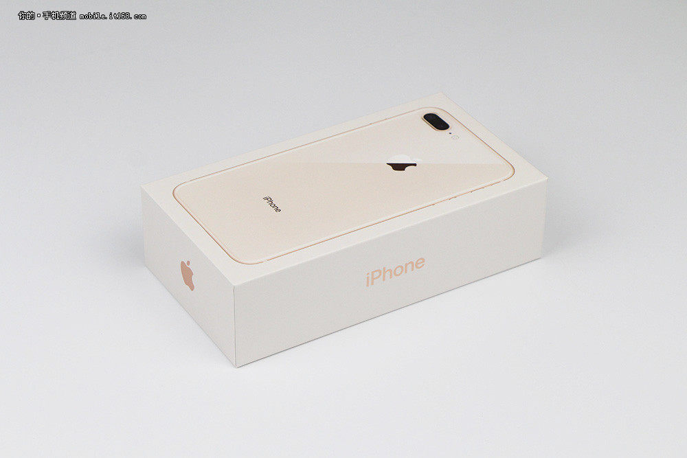 没惊喜?iphone 8 plus开箱