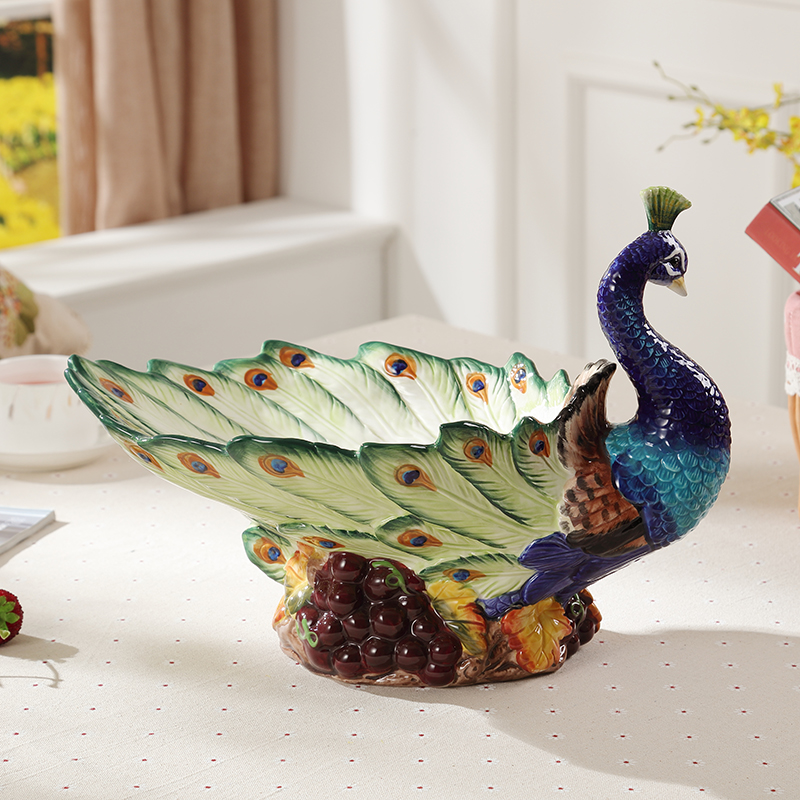 Creative ceramic fruit bowl sitting room of Chinese style compote high - grade household adornment household fruit bowl peacock furnishing articles