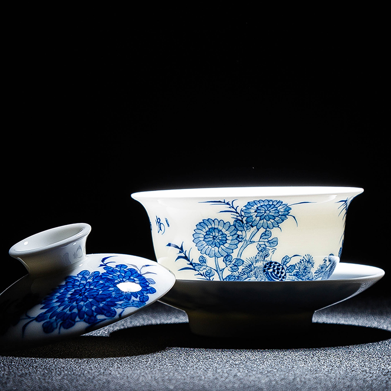 A single tea tureen tea jingdezhen porcelain three individual worship household kung fu tea cups white porcelain Chinese style