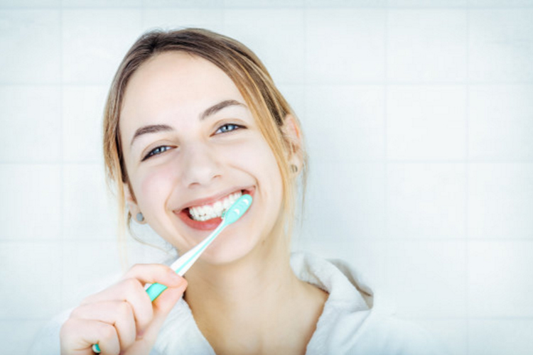 牙齿护理战，先从美白除菌开始6