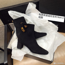 (sheii Su Yinyin) exclusive design ~ careful machine gold buckle black elastic thick heel boots women thin boots