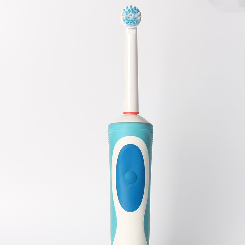 XIOUDEE/鑫迪C系列合金轴电动牙刷头充电旋转式刷头通用2支装产品展示图5
