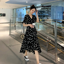 Dress womens summer 2021 new chiffon waist thin V-neck medium long temperament high waist floral skirt