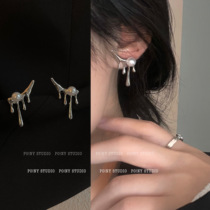 Cold wind metal earrings niche design sense earrings Dark Pearl temperament Joker advanced earrings female summer