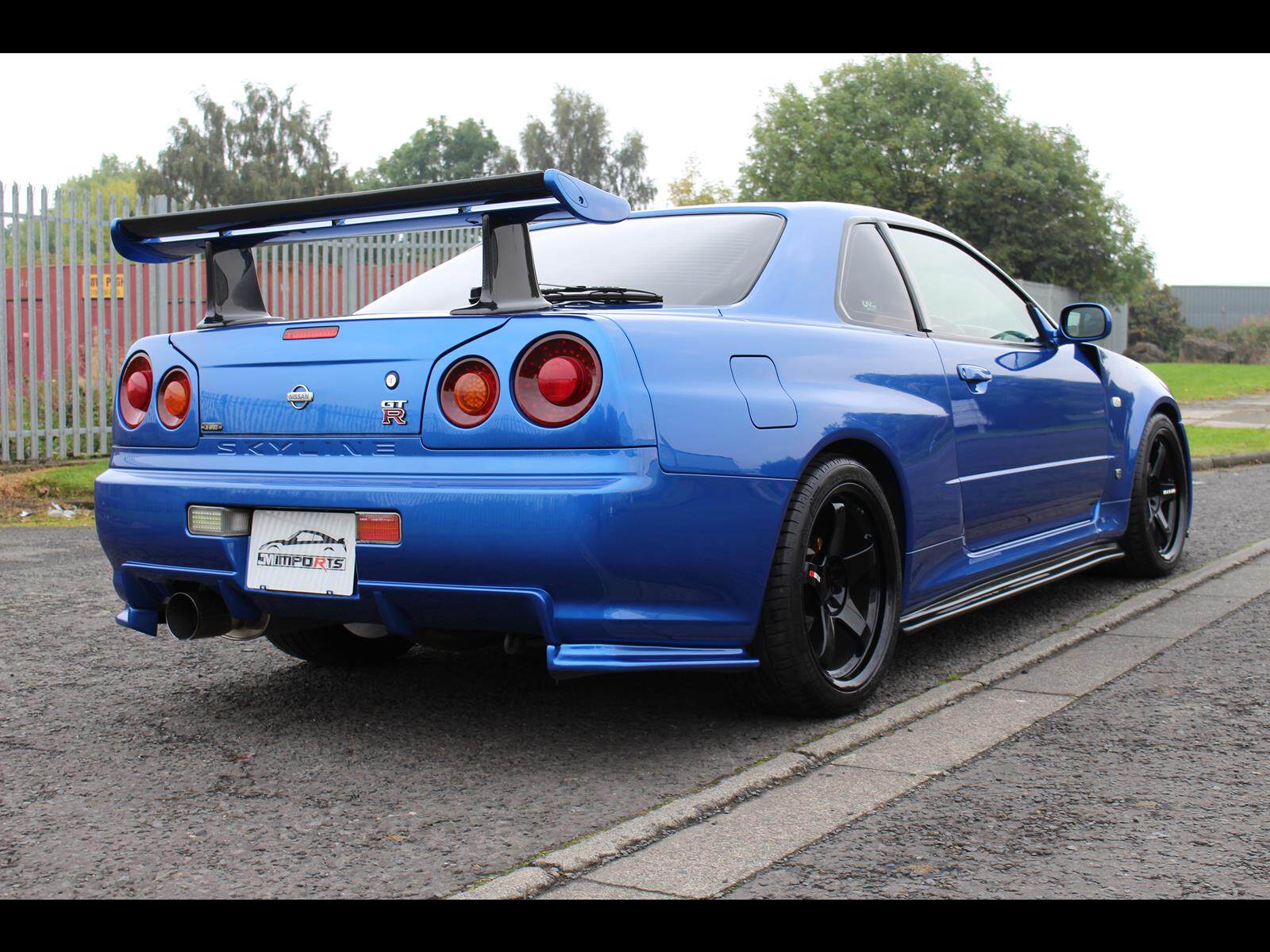 日系skyline r34 gtr 碳纤维尾翼高脚 替换jun款原厂尾翼支架改装