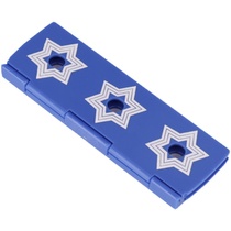 Simple and easy to learn magic props performance magic hard pencil wearing coins three holes Jane tremble sound through three holes close magic