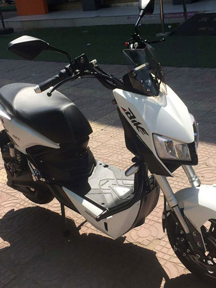 雅迪电动车x5智慧版