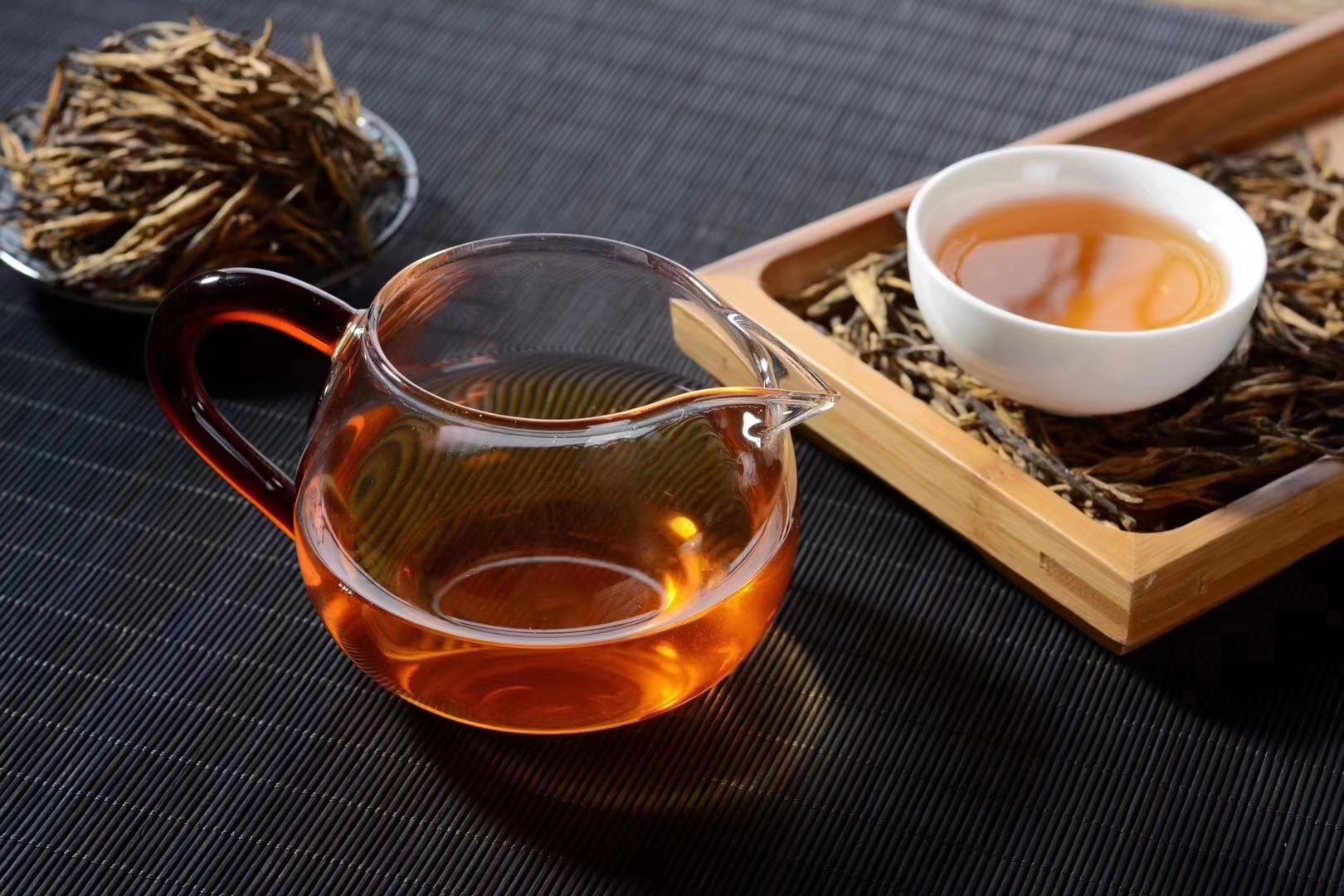 喝茶为什么会导致胃不舒服,睡不着觉?10
