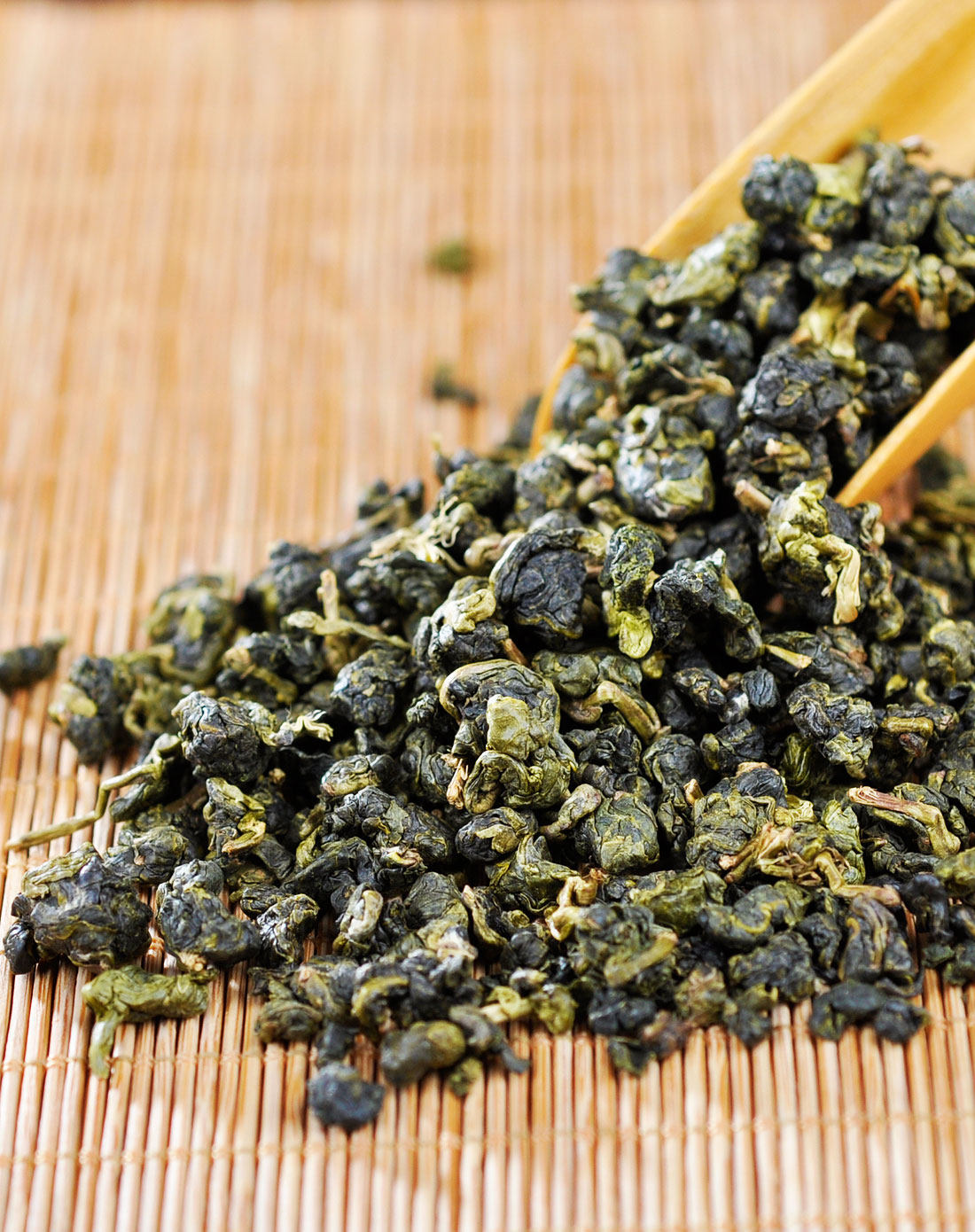 春茶如宝,喝一口杯中的长寿茶