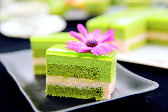 夏日的清凉抹糕茶巧克力慕斯蛋糕