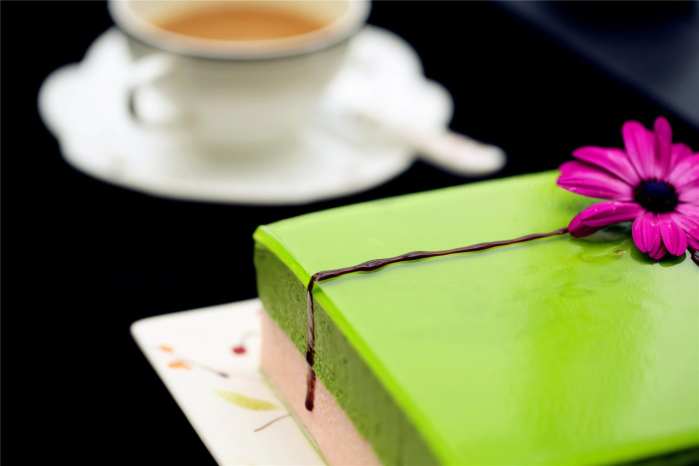 夏日的清凉抹糕茶巧克力慕斯蛋糕