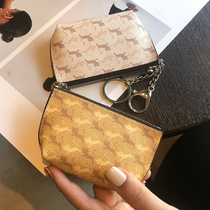 Pocket womens summer niche design sense mini New 2021 explosive small short ins Wind thin style simple